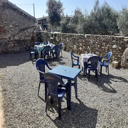 Sadomo De Rosa 2 * Budoni